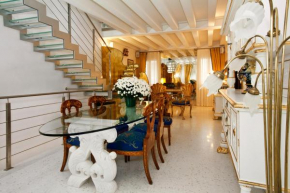  Casa Fortuny Luxury Apartment  Венеция